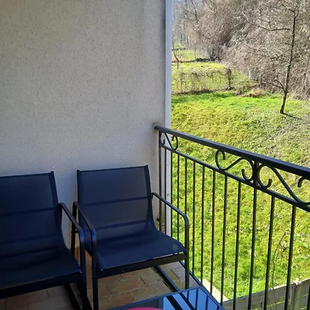 Calme Et Confortable Appartement
